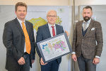 v.l.n.r.: Harald Vacik (Universität für Bodenkultur), Landesrat Hans Seitinger, Landesforstdirektor Michael Luidold © BOKU Wien/Land Steiermark, bei Quellenangabe honorarfrei v.l.n.r.: Harald Vacik (Universität für Bodenkultur), Landesrat Hans Seitinger, Landesforstdirektor Michael Luidold
